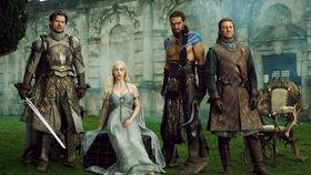 权利的游戏花絮照片,花絮照片揭秘剧组成员真实风采