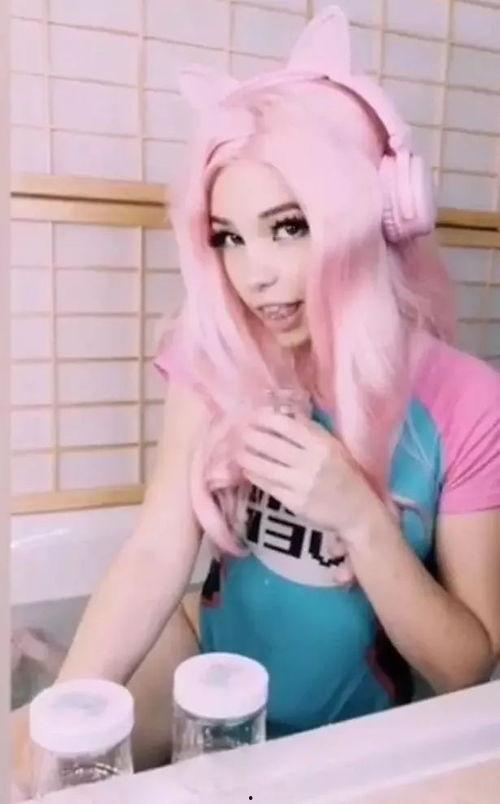 网红直播女澡堂,网红直播女澡堂现象解析