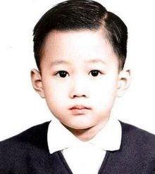 黄家驹小时候照片,从青涩童年到摇滚传奇